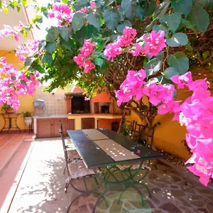 Il Piccolo Giardino & Breakfast Couette-café